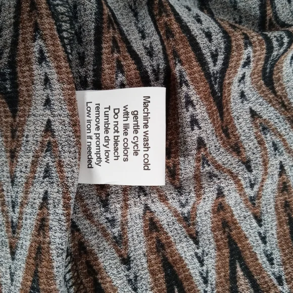 NOTATIONS WOMEN‎ SHORT SLEEVE PULLOVER TOP 2X NWT BROWN AND TAN - Picture 8 of 10
